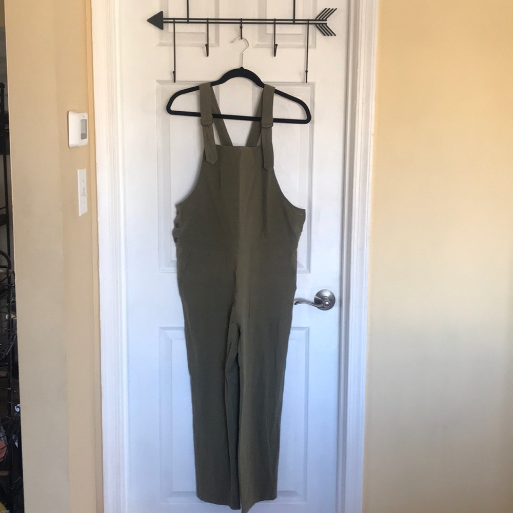 Shinestar Army Green Overalls M.
